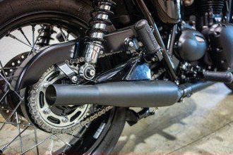 Black Bonneville bobber, detail 3