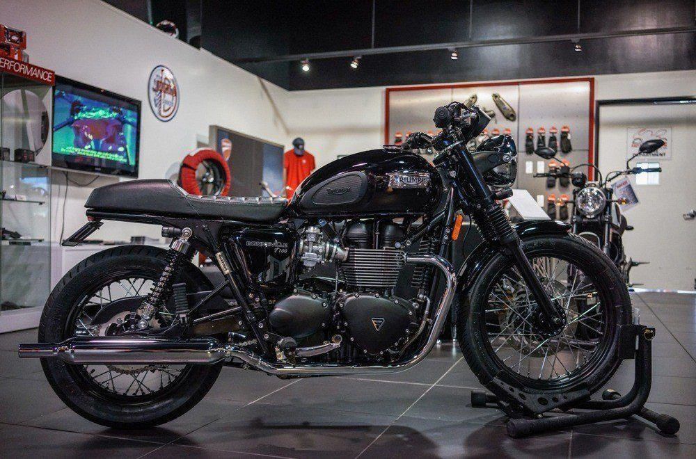 Blacked-out Street Twin, a Southern California Motorcycles custom build