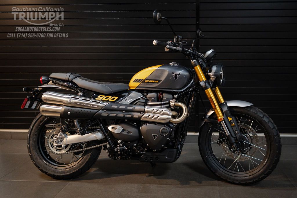 2026 Triumph Scrambler 900 in Mineral Grey / Cosmic Yellow