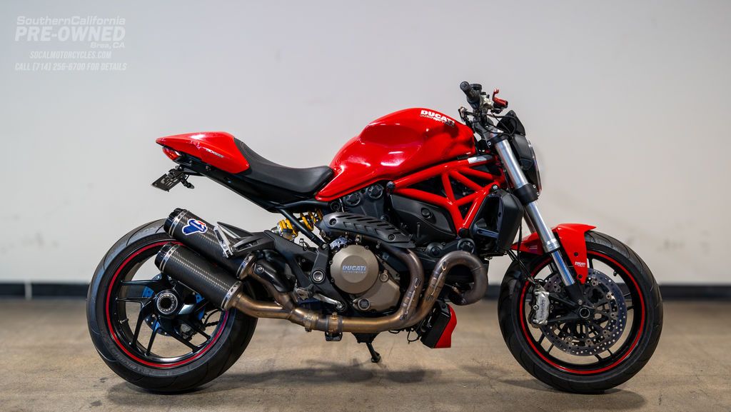 2016 Ducati Monster 1200 in Red