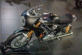 Matte black Thruxton R, detail 1