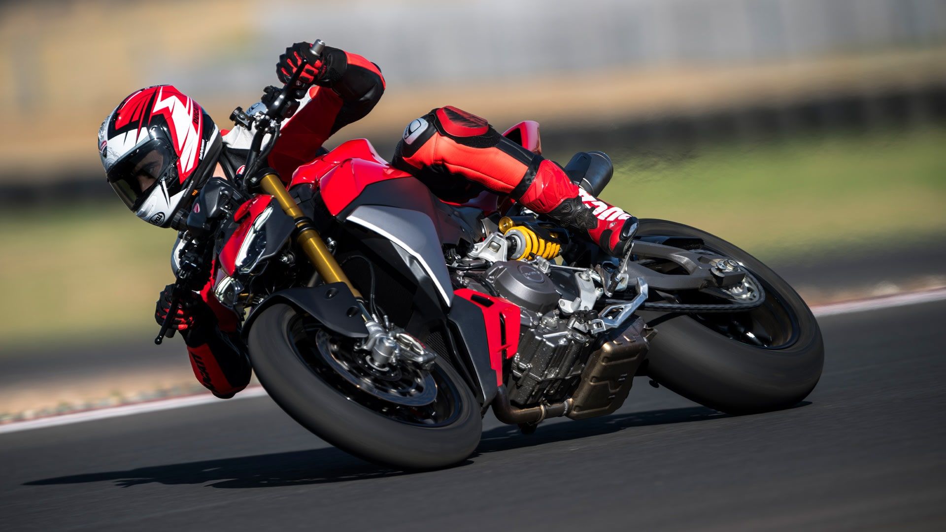 The Streetfighter V2, photographed by Ducati
