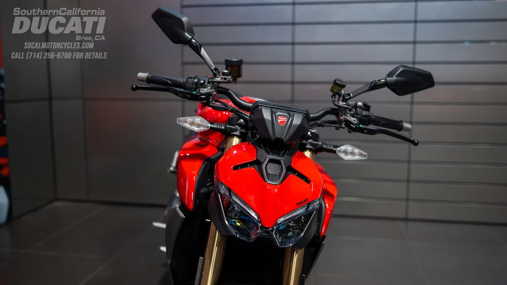 2026 Ducati Streetfighter V2 in Ducati Red, photo 7 of 12