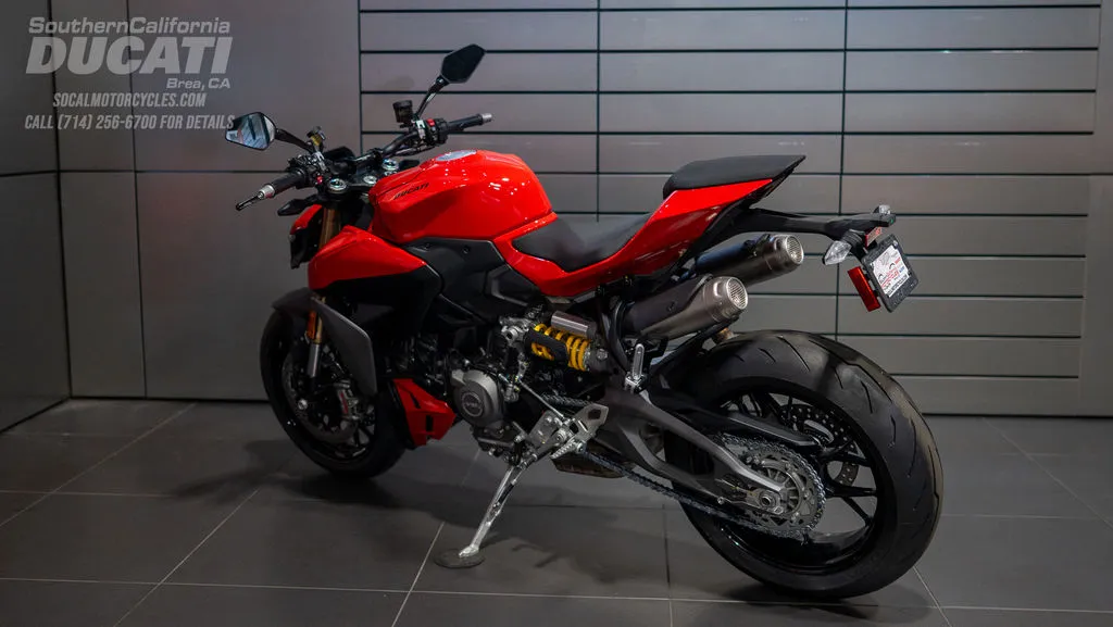 2026 Ducati Streetfighter V2 in Ducati Red, photo 11 of 12