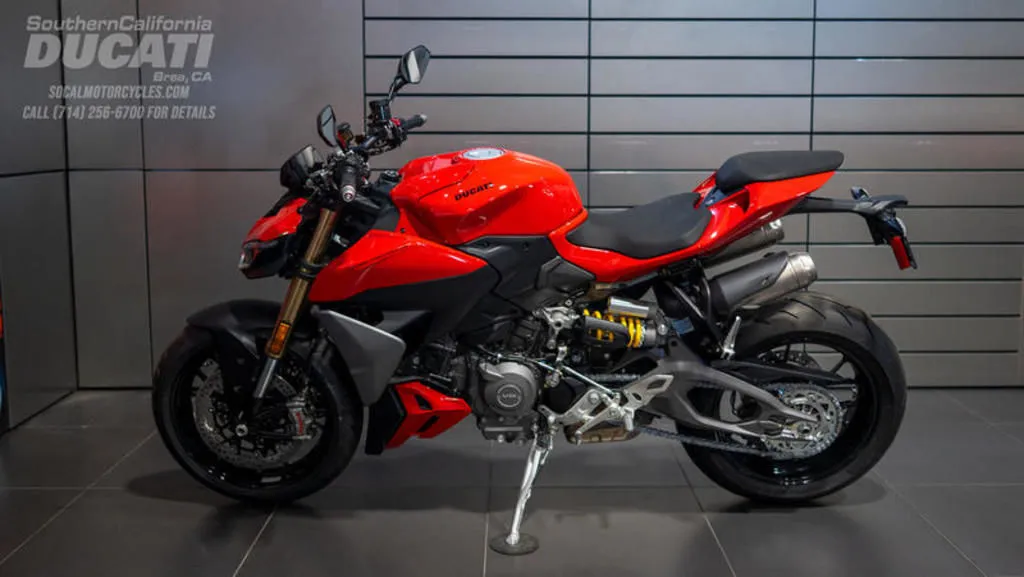 2026 Ducati Streetfighter V2 in Ducati Red, photo 10 of 12