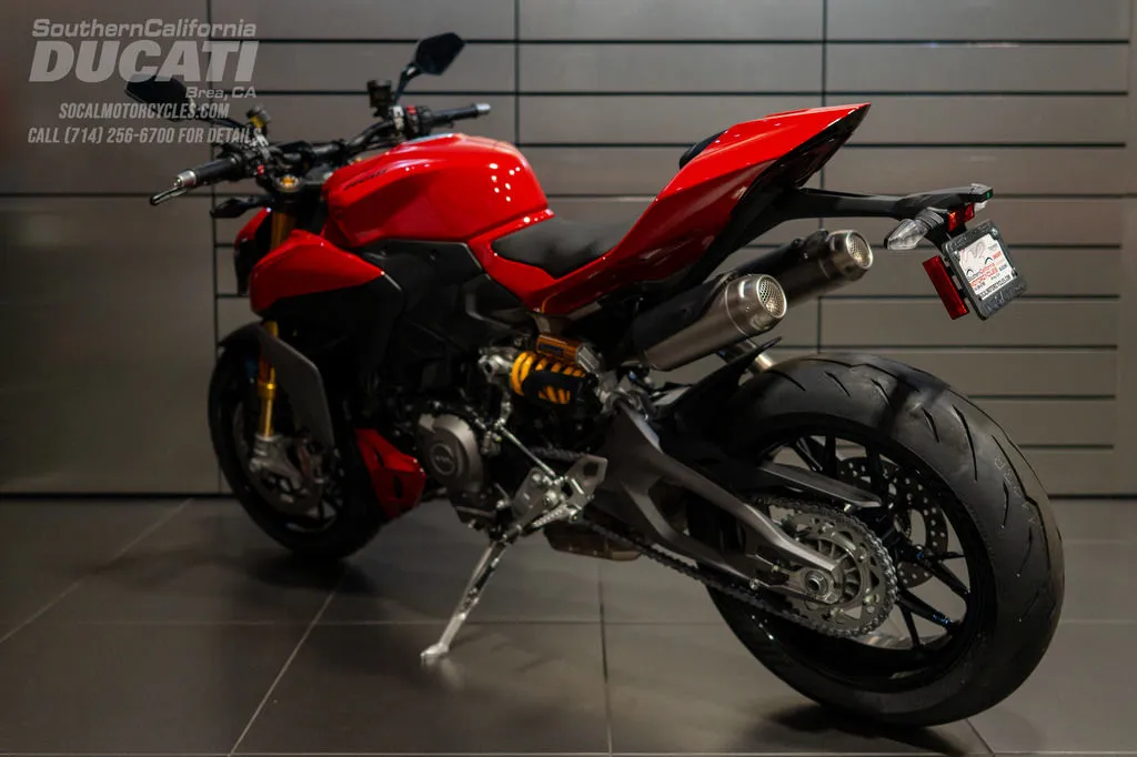 2027 Ducati Streetfighter V2 S in Ducati Red, photo 10 of 11