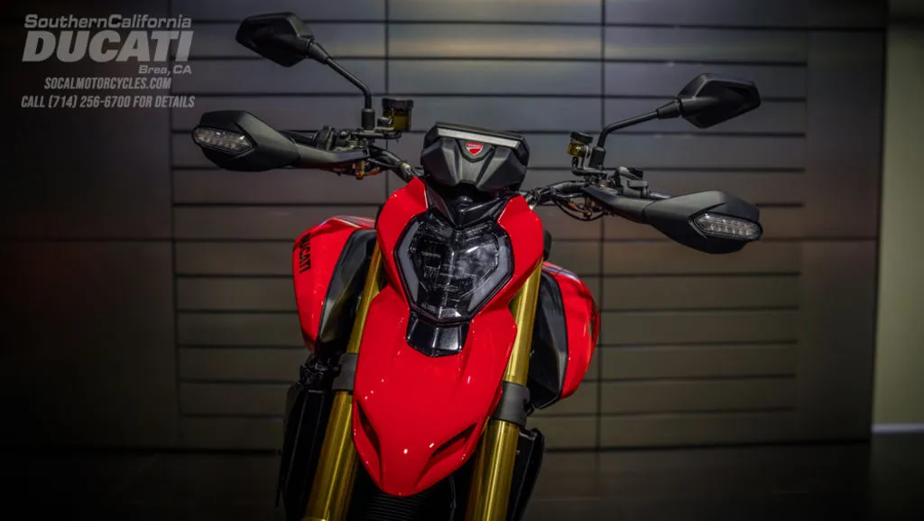2026 Ducati Hypermotard V2 in Ducati Red, photo 13 of 18