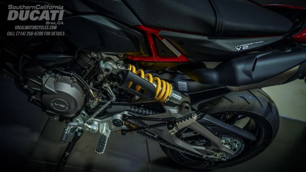 2026 Ducati Hypermotard V2 in Ducati Red, photo 16 of 18