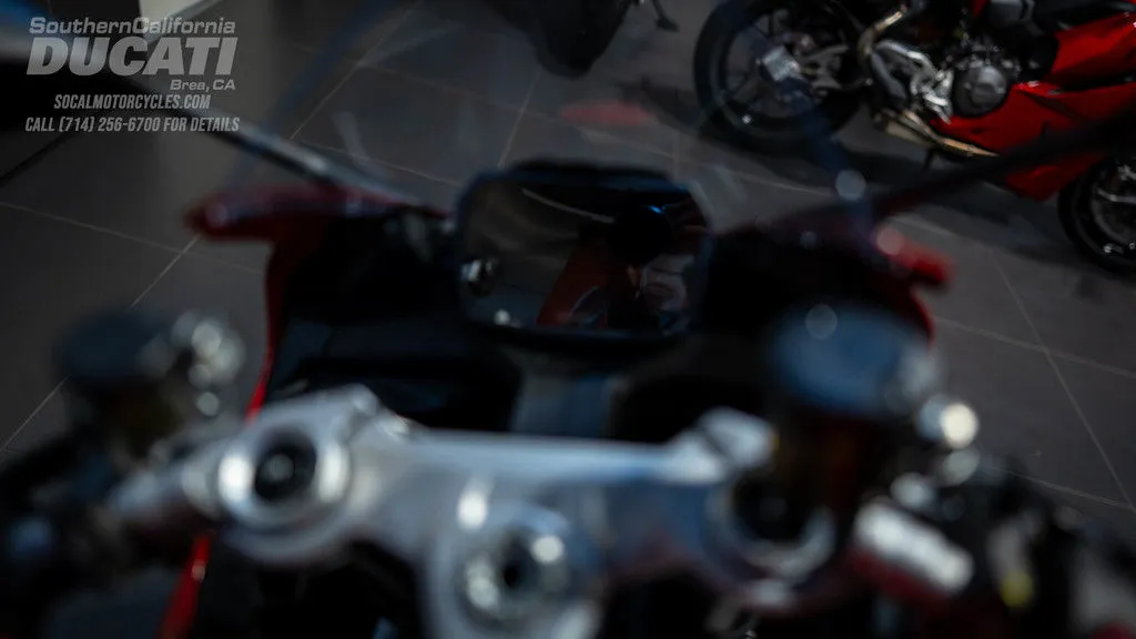 2026 Ducati Panigale V2 in Ducati Red, photo 6 of 13