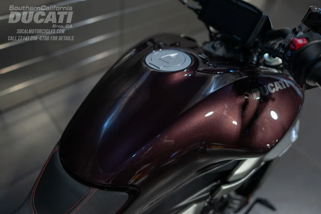 2026 Ducati XDiavel V4 in Black Lava, photo 3 of 10