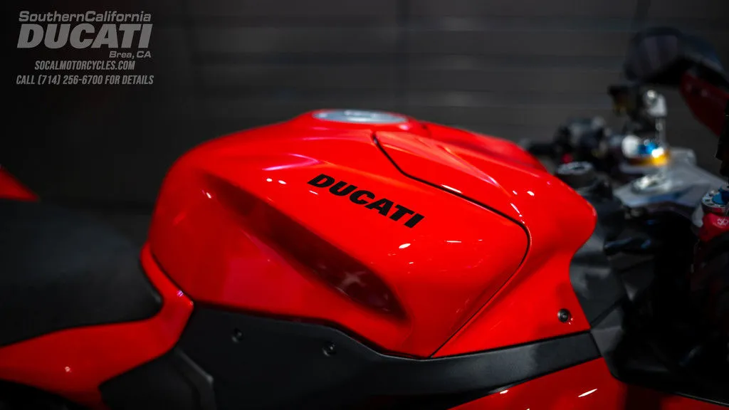 2026 Ducati Panigale V2 S in Ducati Red, photo 3 of 13