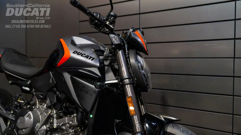 2026 Ducati Monster+ in Sport Livery, photo 2 of 8
