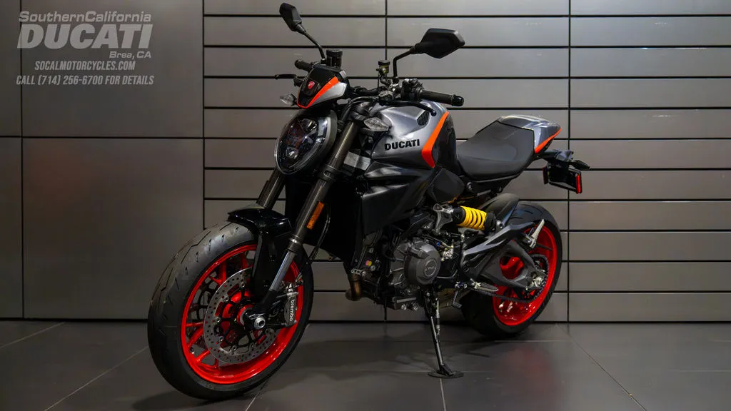 2026 Ducati Monster+ in Sport Livery, photo 5 of 8