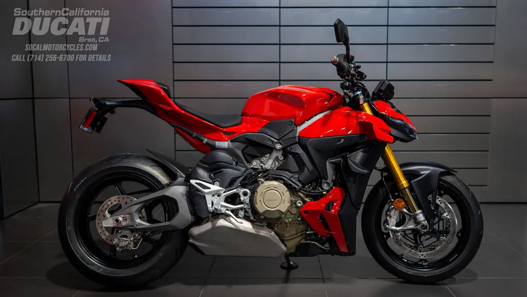 2026 Ducati Streetfighter V4 S in Ducati Red, photo 1 of 12