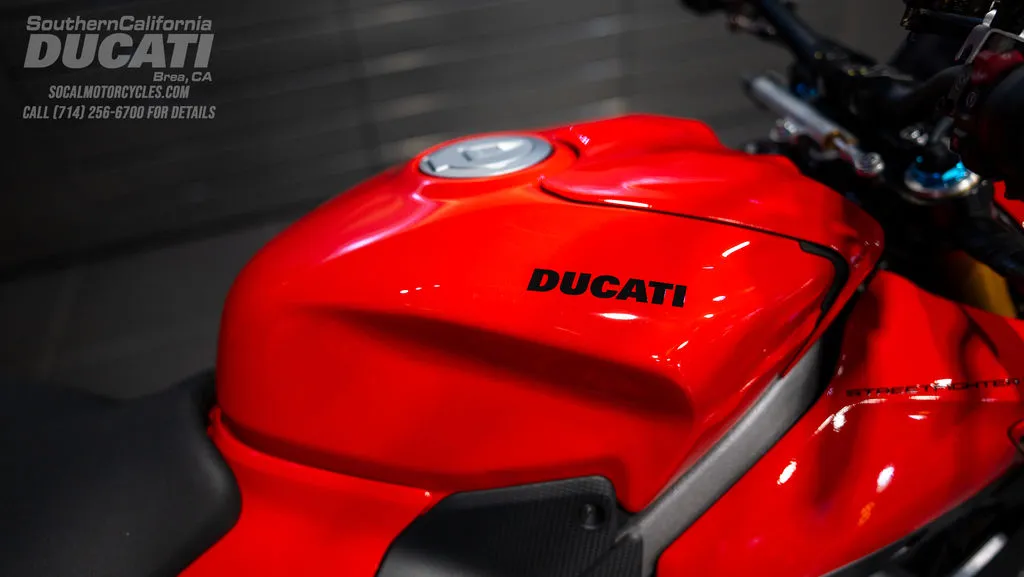 2026 Ducati Streetfighter V4 S in Ducati Red, photo 3 of 12
