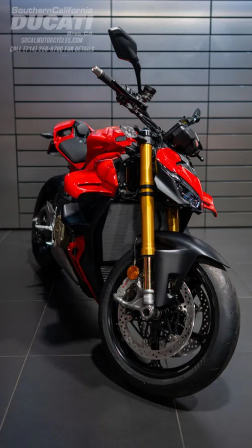 2026 Ducati Streetfighter V4 S in Ducati Red, photo 8 of 12