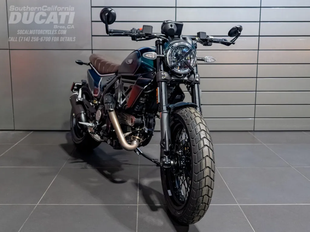 2027 Ducati Scrambler Nightshift in Emerald Green, photo 3 of 8