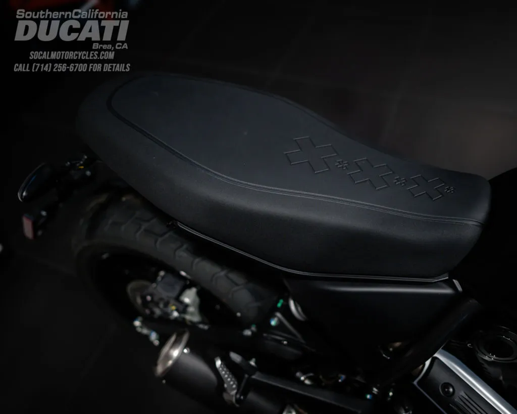 2027 Ducati Scrambler Icon Dark in Dark Stealth, photo 4 of 11