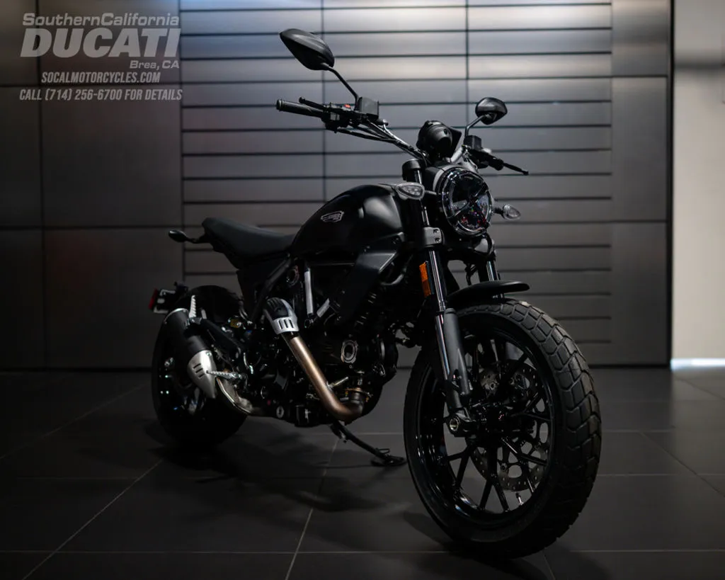 2027 Ducati Scrambler Icon Dark in Dark Stealth, photo 5 of 11