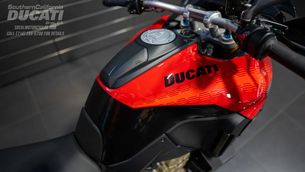 2026 Ducati Multistrada V4 Pikes Peak in Pikes Peak Livery, photo 4 of 14