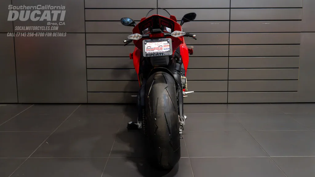 2026 Ducati Panigale V4 R in R Livery, photo 8 of 8