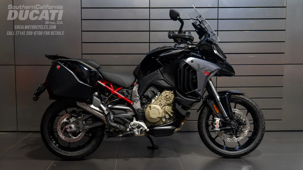 2026 Ducati Multistrada V4 S in Thrilling Black, photo 1 of 7