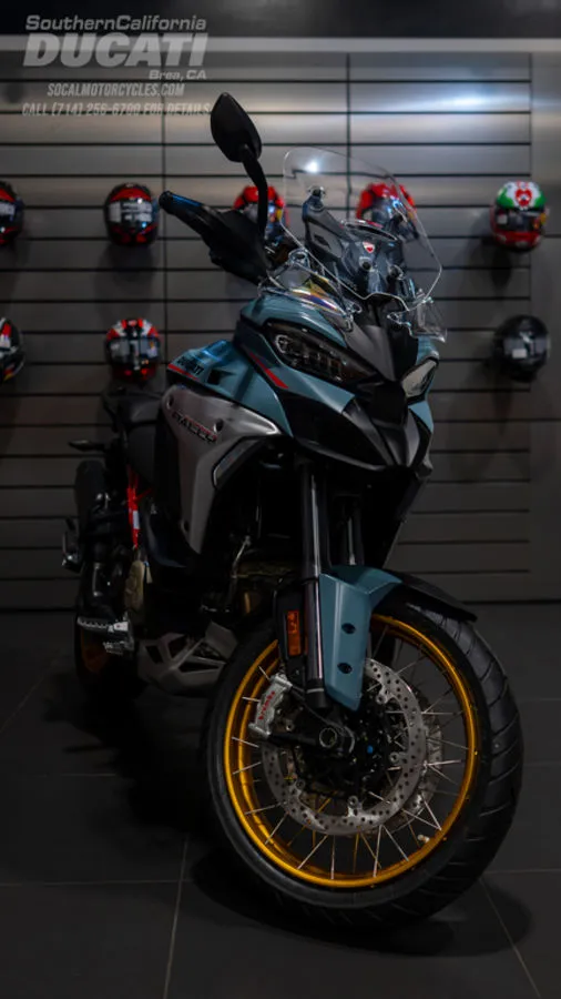 2026 Ducati Multistrada V4 Rally in Jade Green, photo 5 of 9