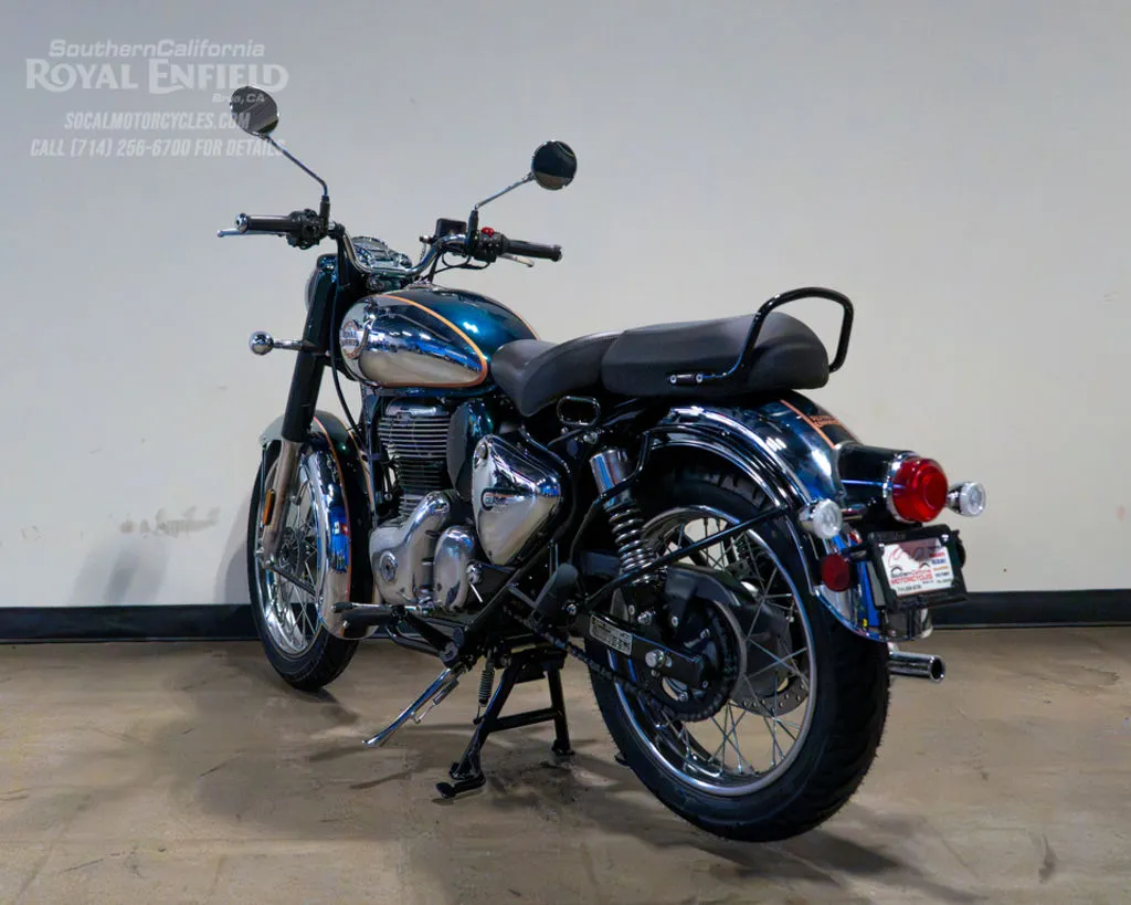 2027 Royal Enfield Classic 350 in Emerald, photo 6 of 7