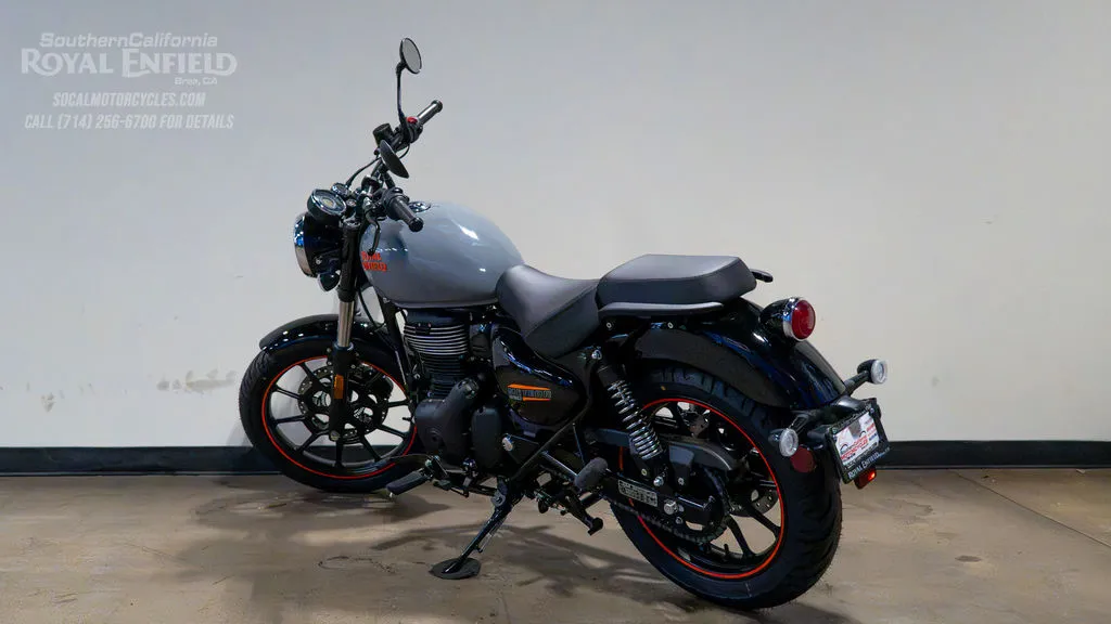 2027 Royal Enfield Meteor 350 in Fireball Grey, photo 7 of 8