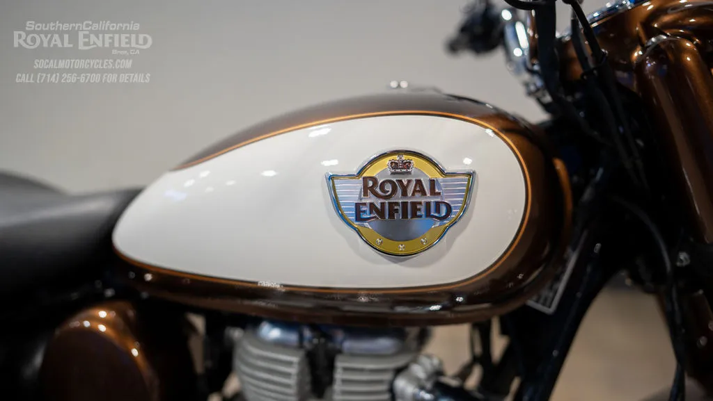 2027 Royal Enfield Classic 350 in Medallion Bronze, photo 2 of 9