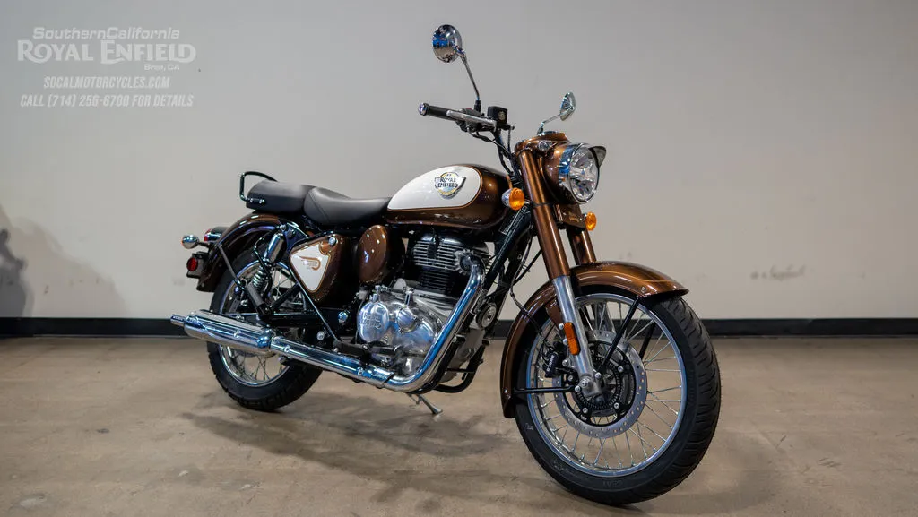 2027 Royal Enfield Classic 350 in Medallion Bronze, photo 4 of 9