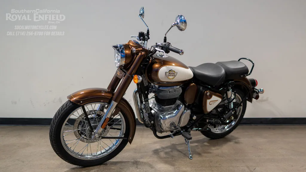 2027 Royal Enfield Classic 350 in Medallion Bronze, photo 6 of 9