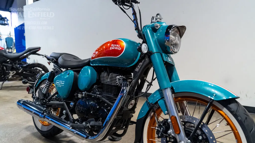 2026 Royal Enfield Goan Classic 350 in Trip Teal, photo 2 of 8
