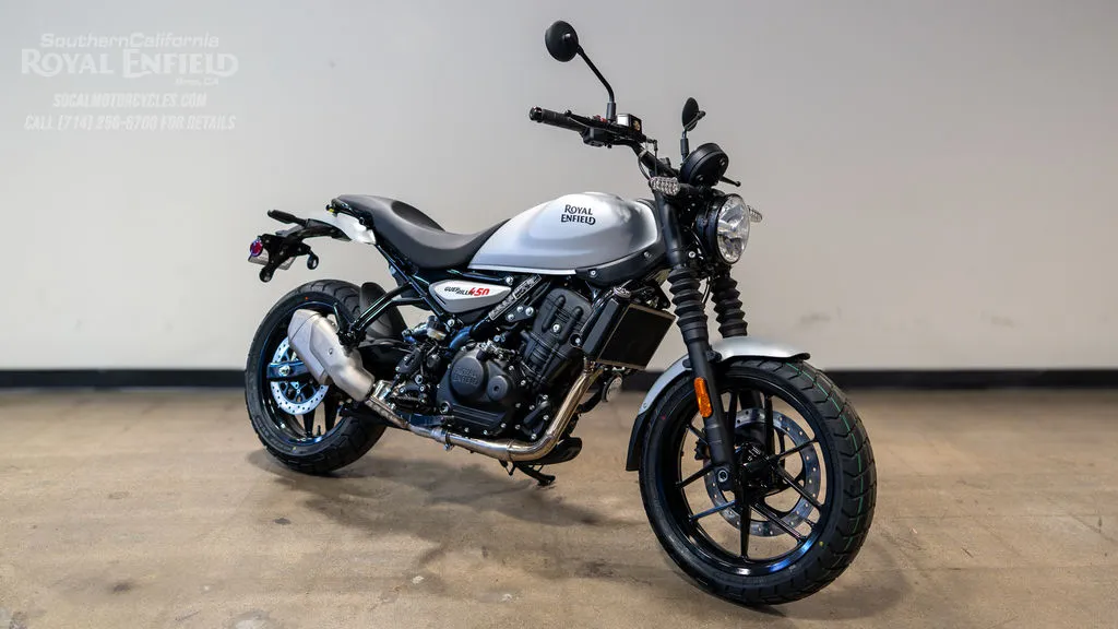 2026 Royal Enfield Guerrilla 450 in Smoke Silver, photo 5 of 11