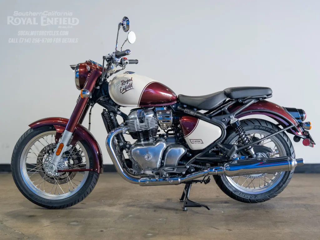 2026 Royal Enfield Classic 650 in Vallam Red, photo 9 of 13