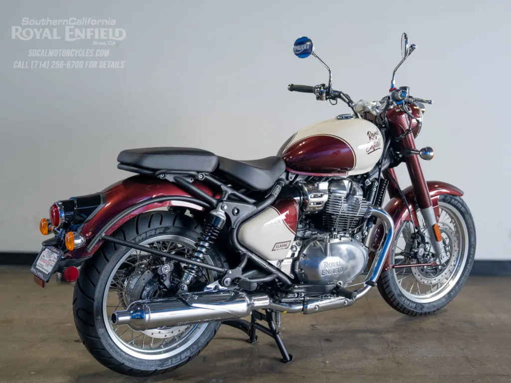 2026 Royal Enfield Classic 650 in Vallam Red, photo 13 of 13