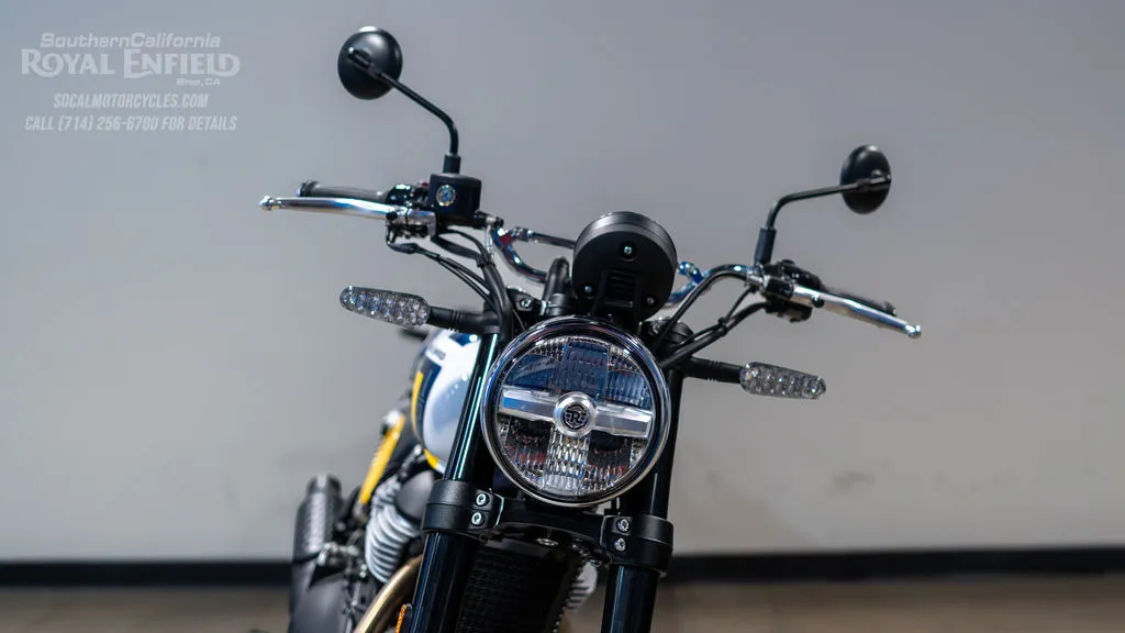 2026 Royal Enfield Bear 650 in Wild Honey, photo 8 of 13