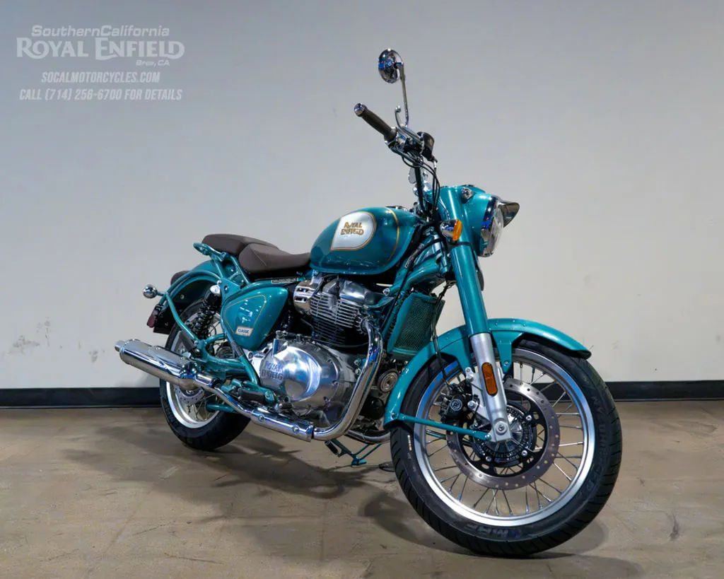 2026 Royal Enfield Classic 650 in Classic Teal, photo 2 of 7
