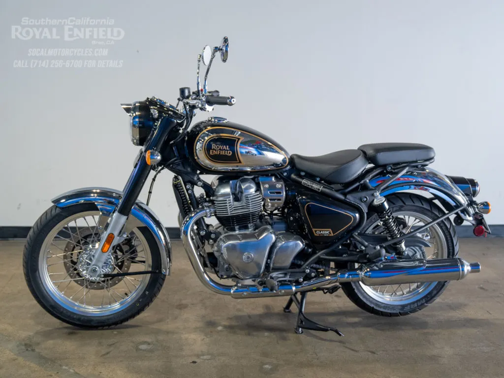 2026 Royal Enfield Classic 650 in Black Chrome, photo 9 of 13