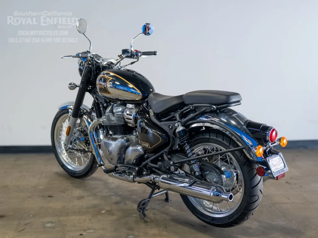 2026 Royal Enfield Classic 650 in Black Chrome, photo 10 of 13