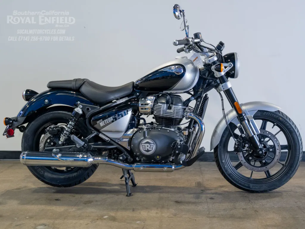 2024 Royal Enfield Super Meteor 650 in Interstellar Grey, photo 1 of 14