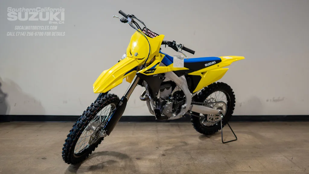2027 Suzuki RM-Z250 in Champion Yellow No. 2, photo 6 of 9