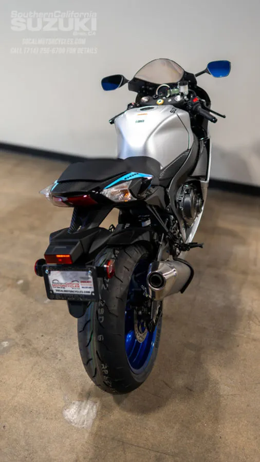 2026 Suzuki GSX-R600 in Pearl Vigor Blue / Metallic Matte Sword Silver, photo 11 of 11