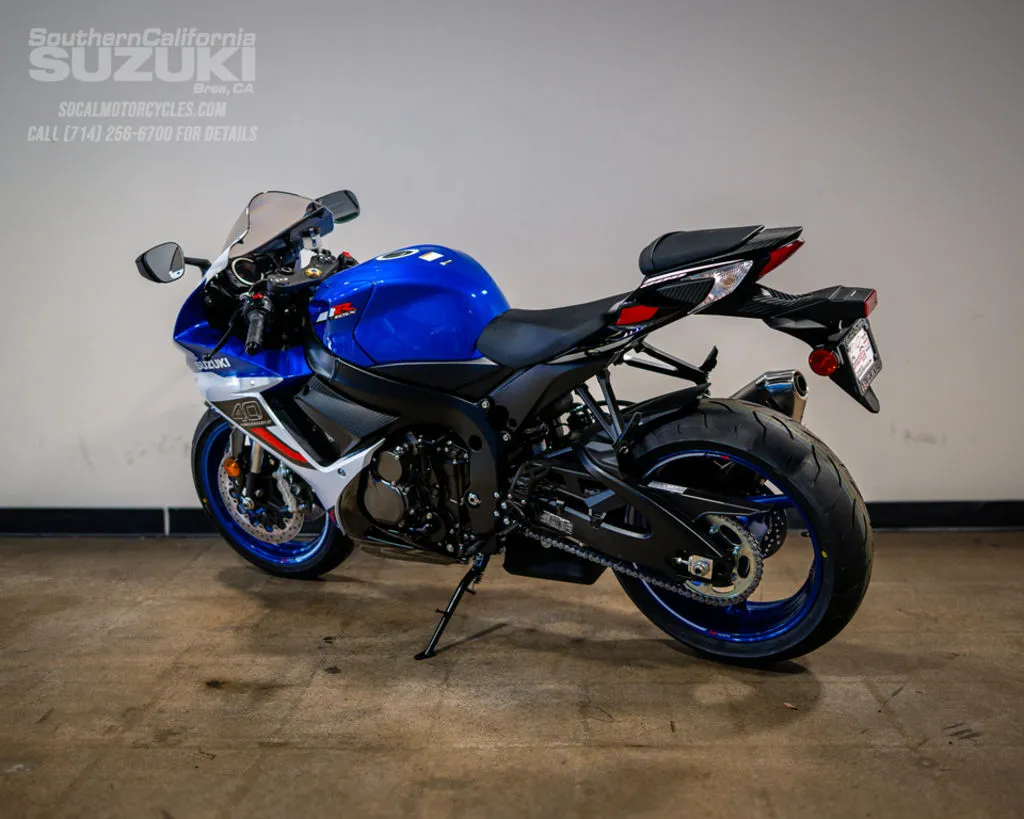 2026 Suzuki GSX-R600 in Pearl Vigor Blue / Pearl Tech White, photo 9 of 10