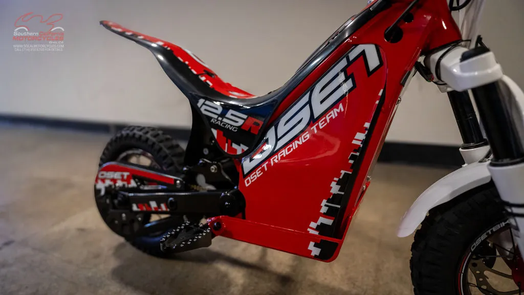 2023 Triumph OSET 12.5R in Red, photo 2 of 11