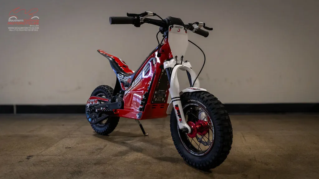 2023 Triumph OSET 12.5R in Red, photo 5 of 11