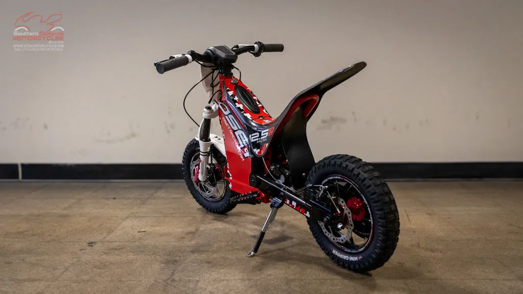 2023 Triumph OSET 12.5R in Red, photo 10 of 11