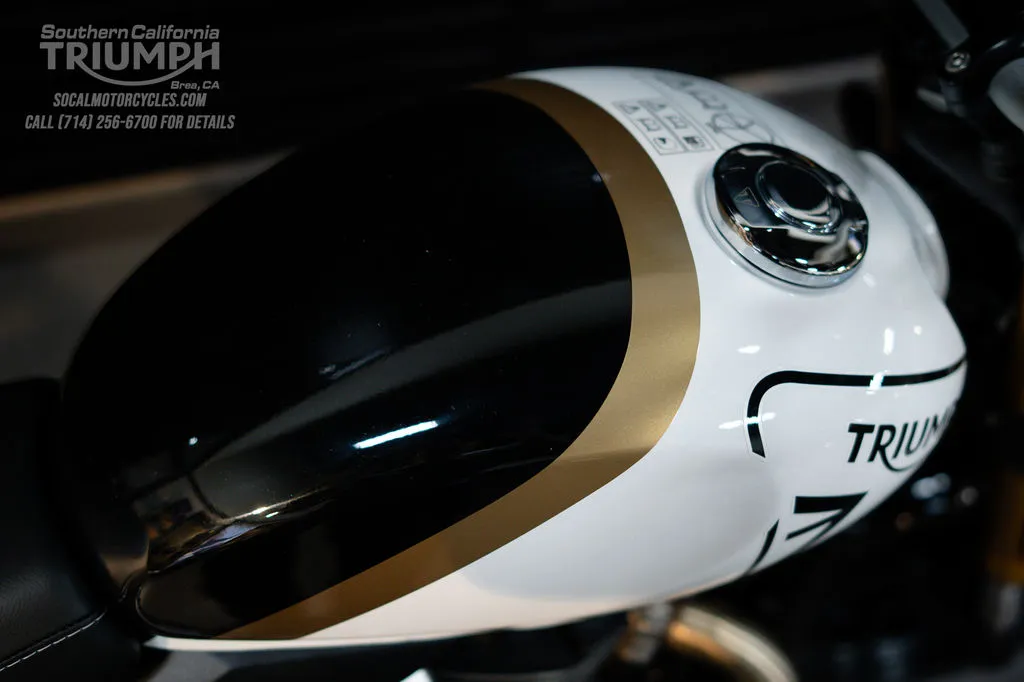 2026 Triumph Speed 400 in Pearl Metallic White and Phantom Black, photo 3 of 10