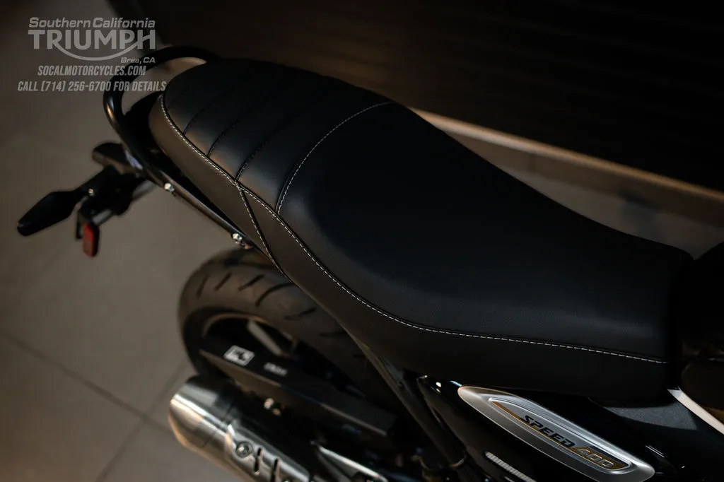 2026 Triumph Speed 400 in Pearl Metallic White and Phantom Black, photo 4 of 10