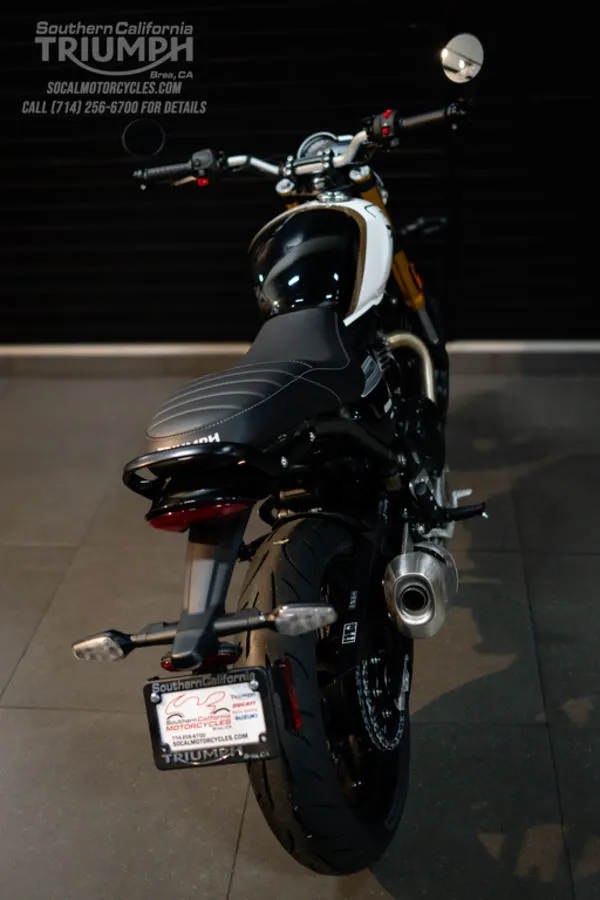 2026 Triumph Speed 400 in Pearl Metallic White and Phantom Black, photo 10 of 10